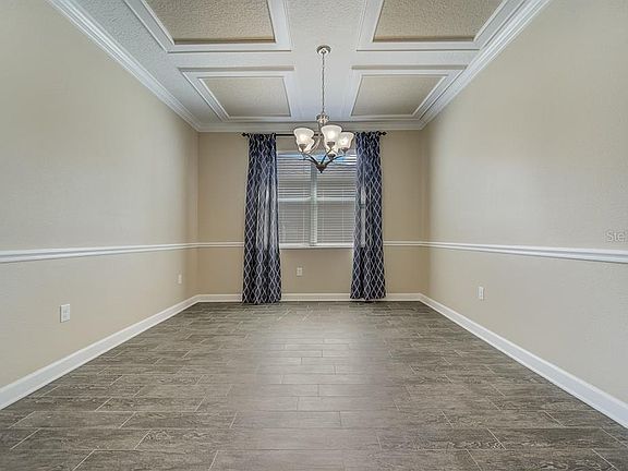 4th image of 3562 La Jolla Dr