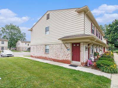 140 Princeton Dr, South Lyon, MI, 48178