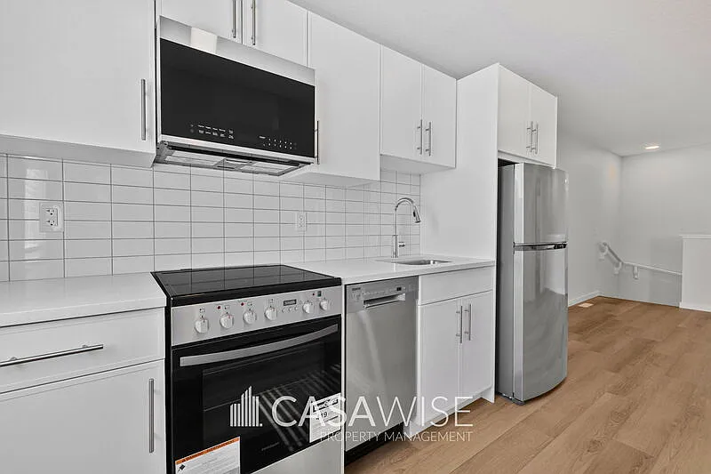 1 bed, 1.0 bath, 496 sqft, $1,150 — Photo 2