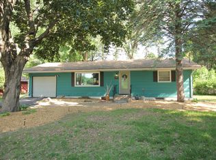 13282 Andrews Ave, Lindstrom, MN 55045