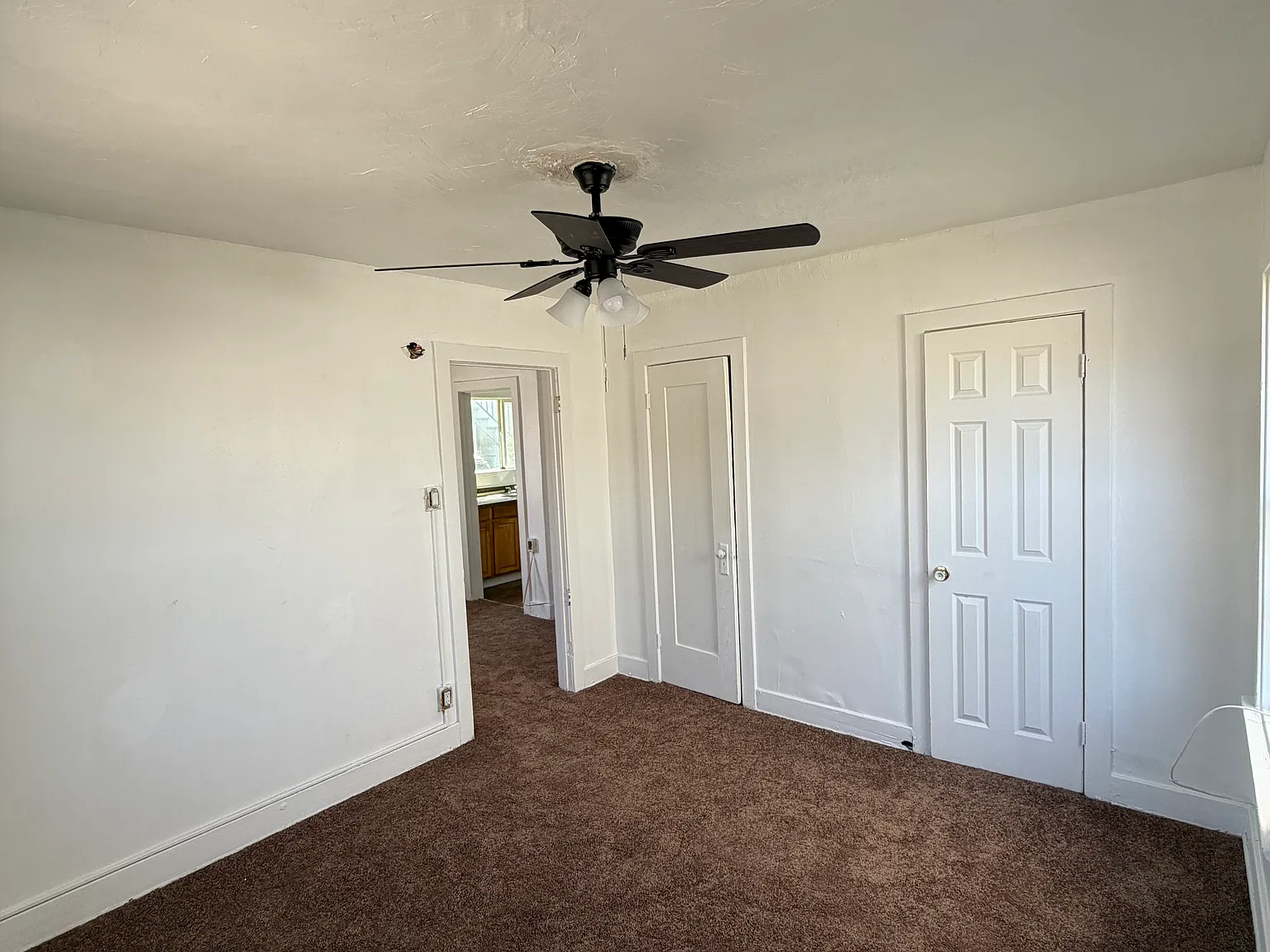2 bed, $2,000 — Photo 3