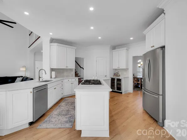 7778 Burning Ridge Dr, Stanley, NC 28164