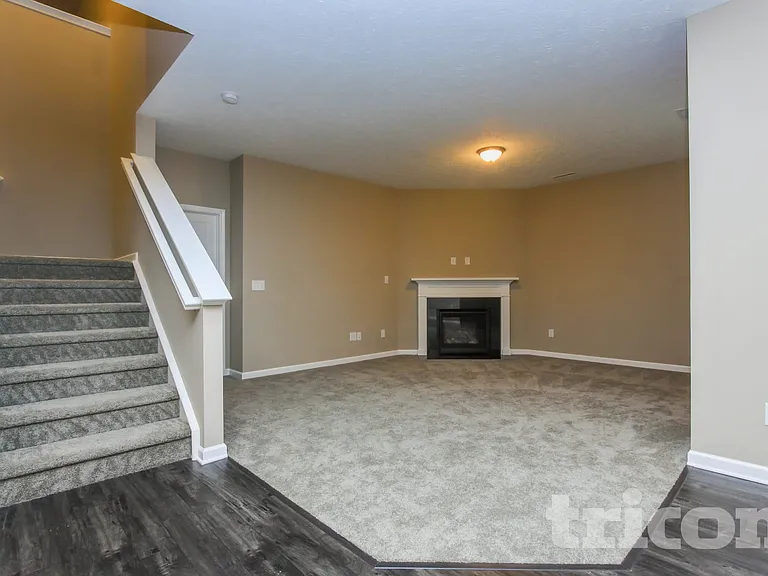 10406 Deercrest Ln — Photo 4