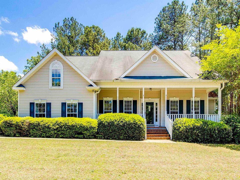 1st image of 301 Knotts Cir
