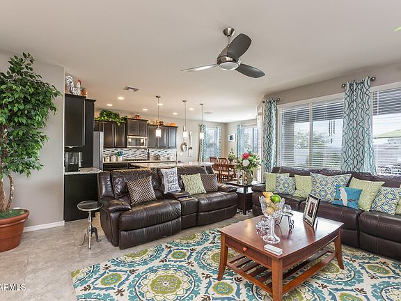 3rd image of 35549 N Bandolier Dr