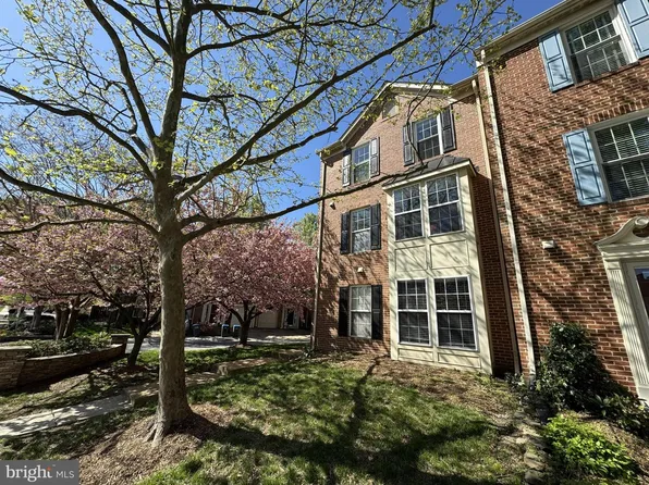 1331 Argall Pl, Alexandria, VA 22314