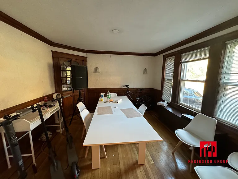 116 Lake St — Photo 11