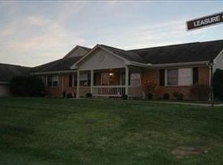 3753 Colony Hill Dr, Zanesville, OH 43701