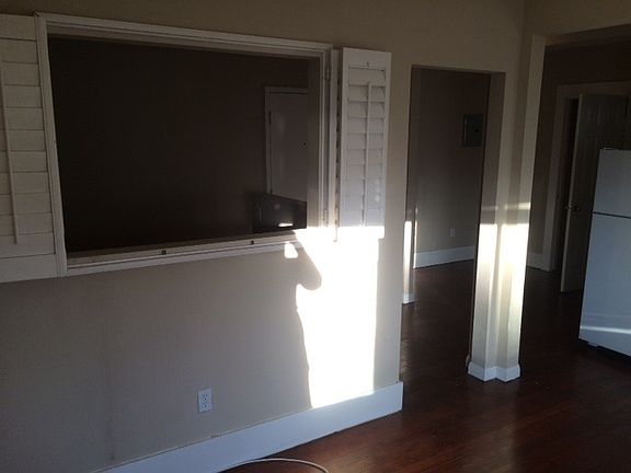4th image of 20 Brooks Ave APT 304