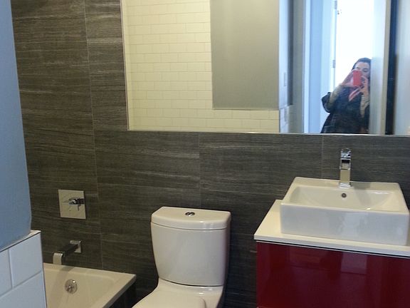 4th image of 368 Throop Ave #4E