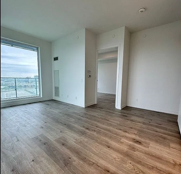 7890 Jane St #1112 — Photo 6