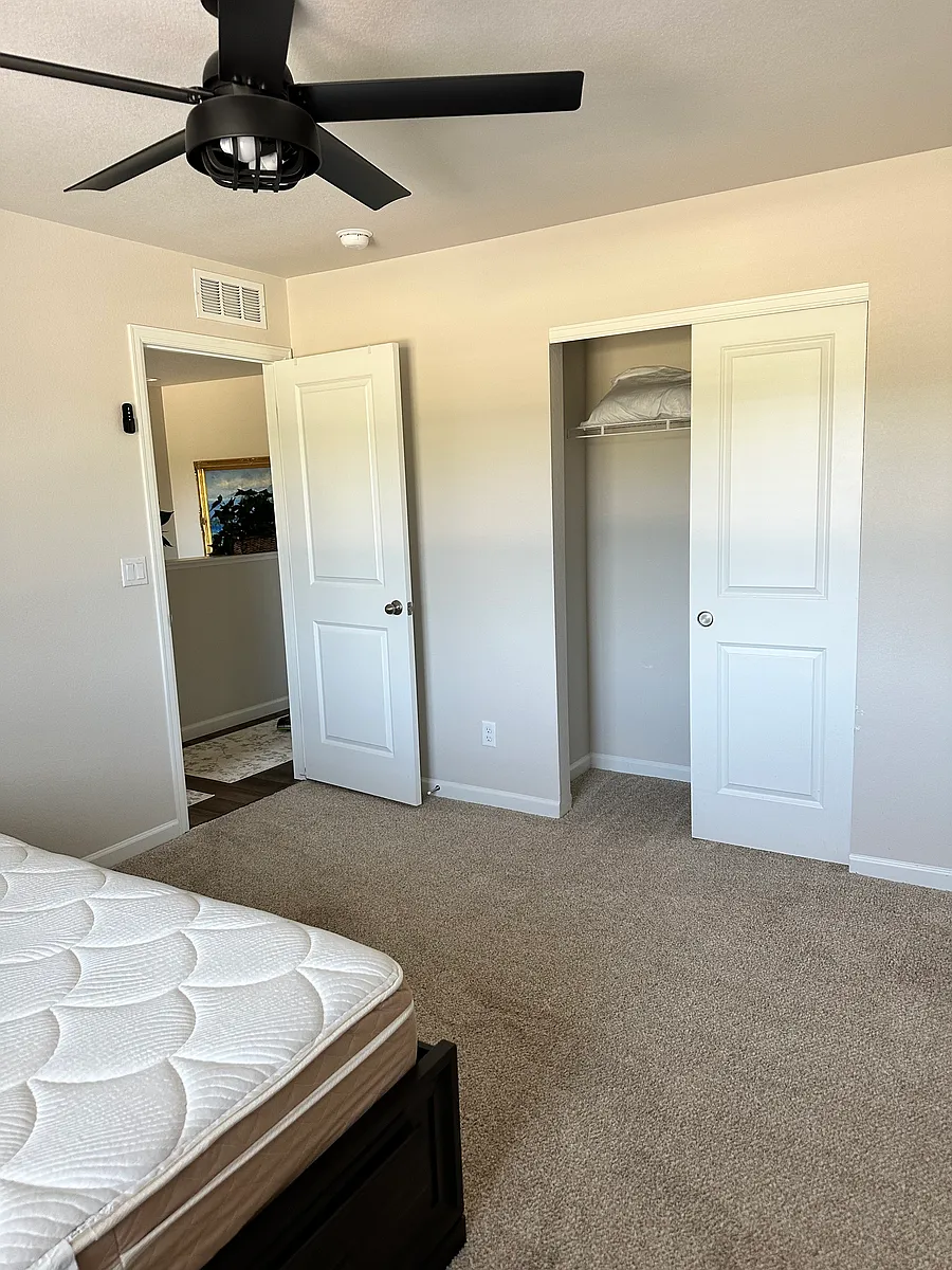 Photo 2 of 11 - 5453 Canyon View Dr #1 - Castle Rock, CO Building Photo - 5453 Canyon View Dr #1