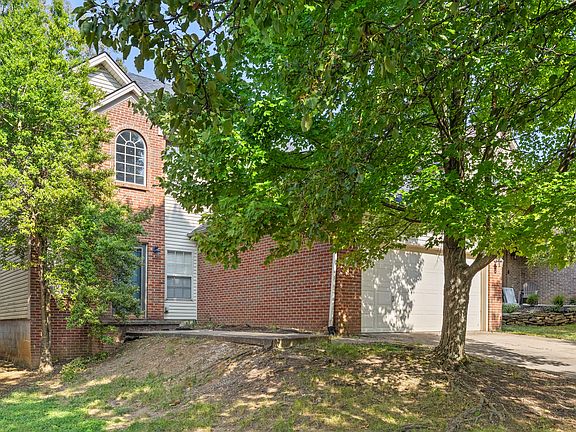 3rd image of 545 Hopewell Park