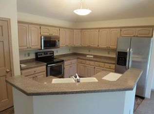 N27W26446 Christian Ct W, Pewaukee, WI 53072