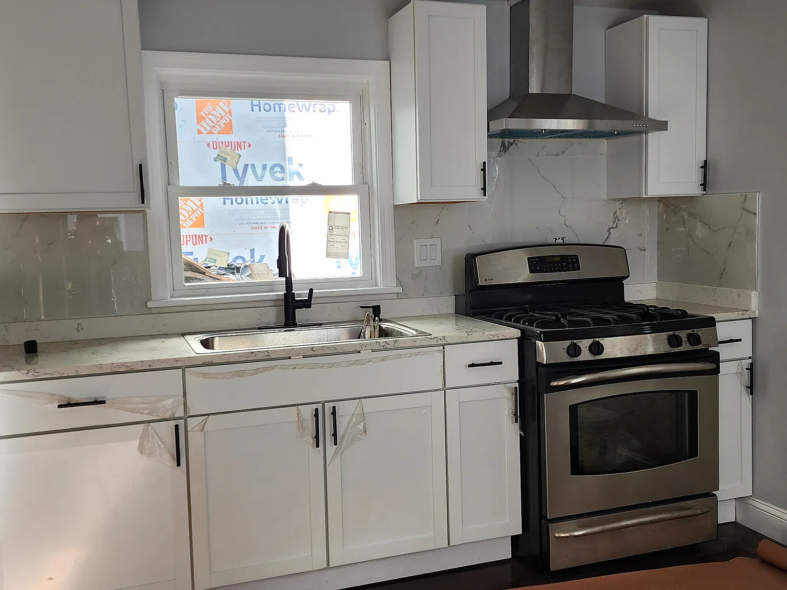 4 bed, 1498 sqft, $3,900 — Photo 2