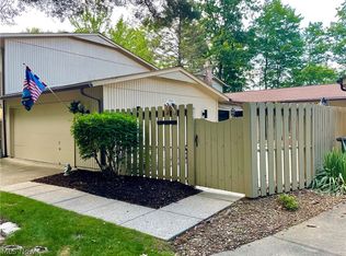 19684 Dell Dr UNIT 7017, Strongsville, OH