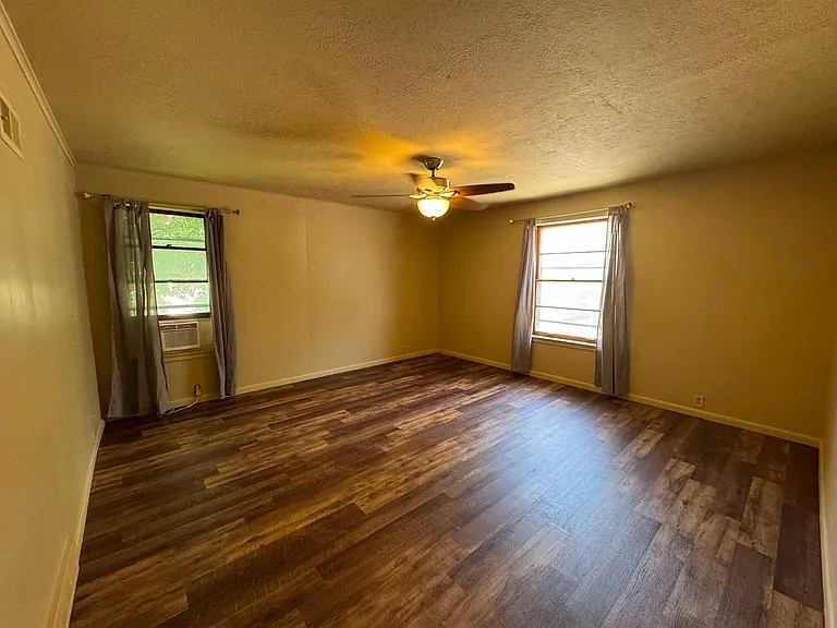 1701 Broadway St Hannibal — Photo 18