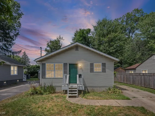 1118 Hammel St, Akron, OH 44306