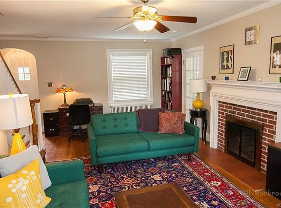 3rd image of 1225 Westminster Ave