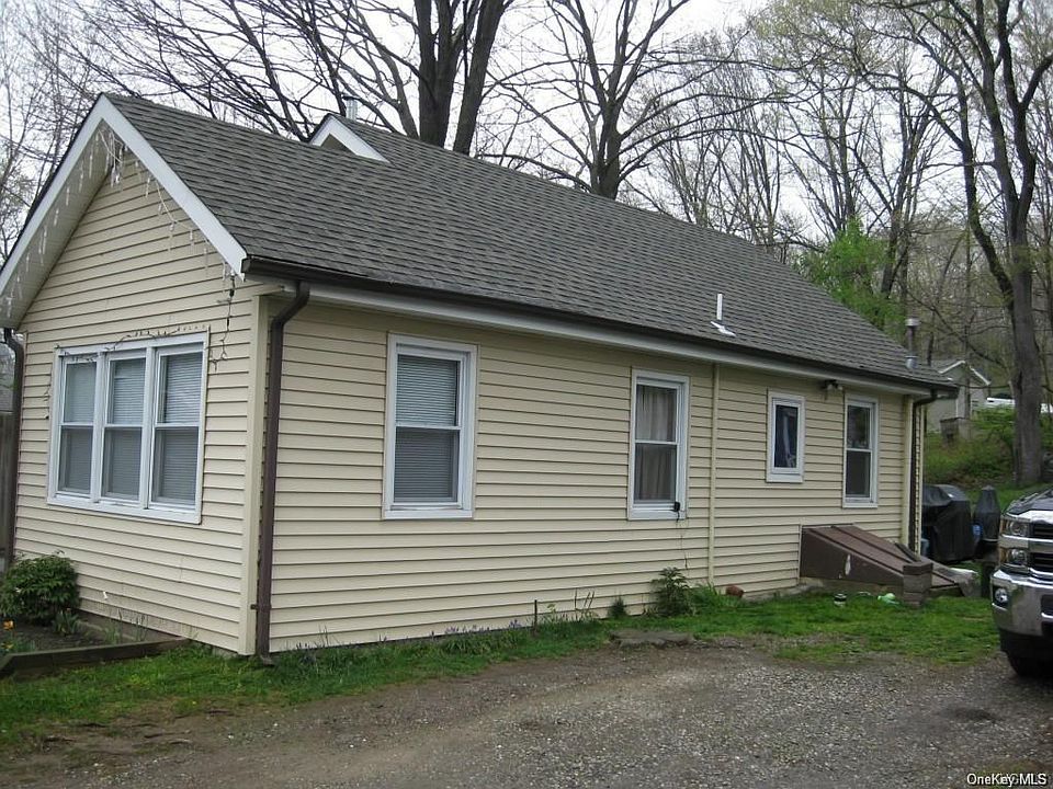 2nd image of 63 Grove Ave