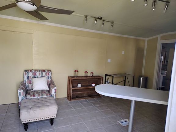 3rd image of 6800 Maloney Ave #1031