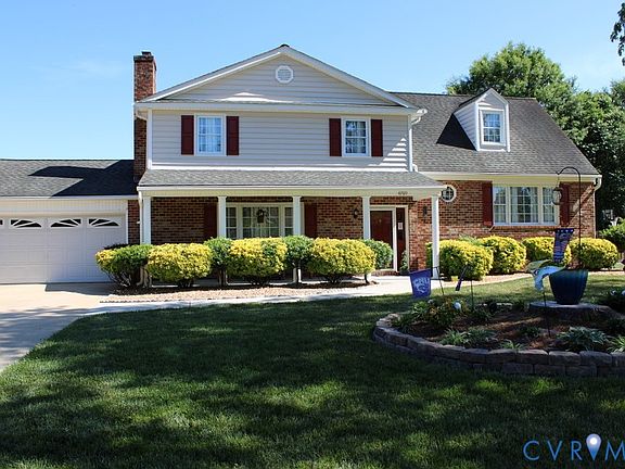 3rd image of 4709 Ridgecrest Ln