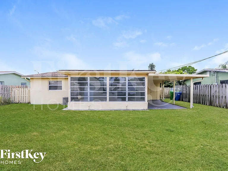 9341 NW 24th Pl — Photo 14