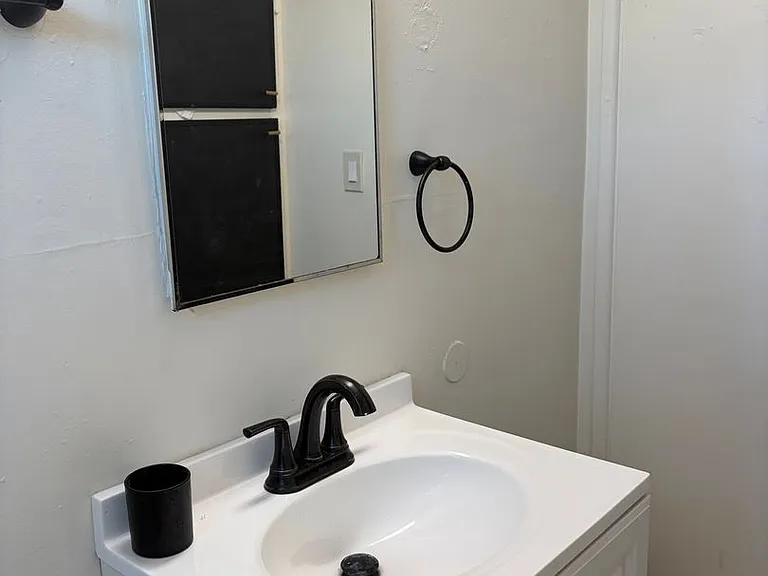 4210 Oliver Ct — Photo 5