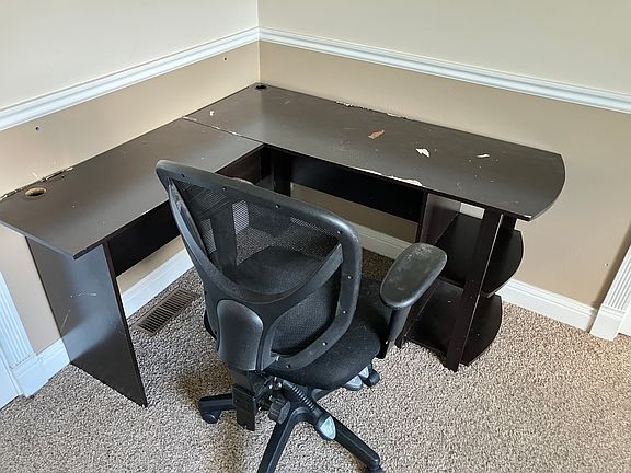 4th image of 1563 E Blackhawk Dr #2