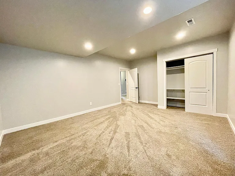 10924 S Glenda Ln — Photo 27