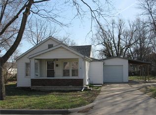 1811 S Harrison Ave, Sedalia, MO 65301
