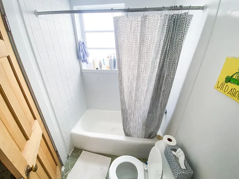 1026 Lowerline St — Photo 7