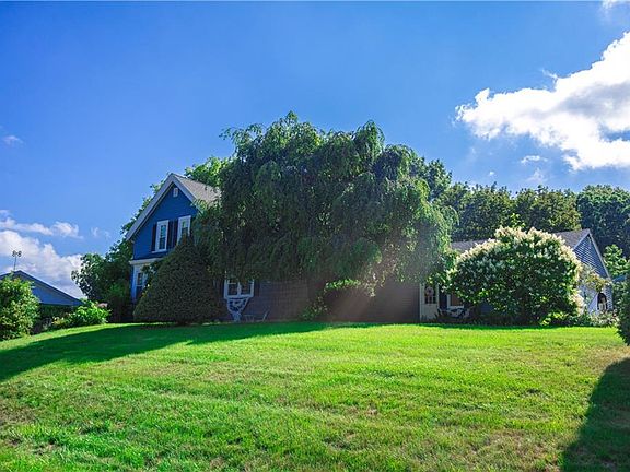 2nd image of 1502 Mendon Rd