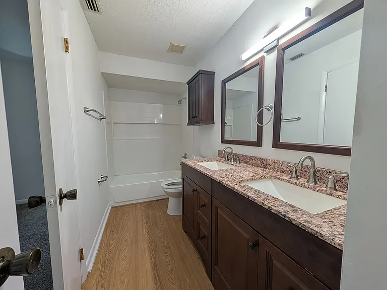 5614 Colony Pine Cir N — Photo 11