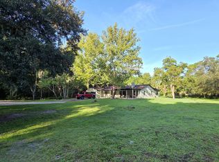 2200 Retreat Rd, Geneva, FL 32732