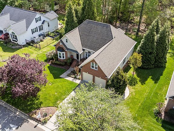 5th image of 3413 Wyndham Ln