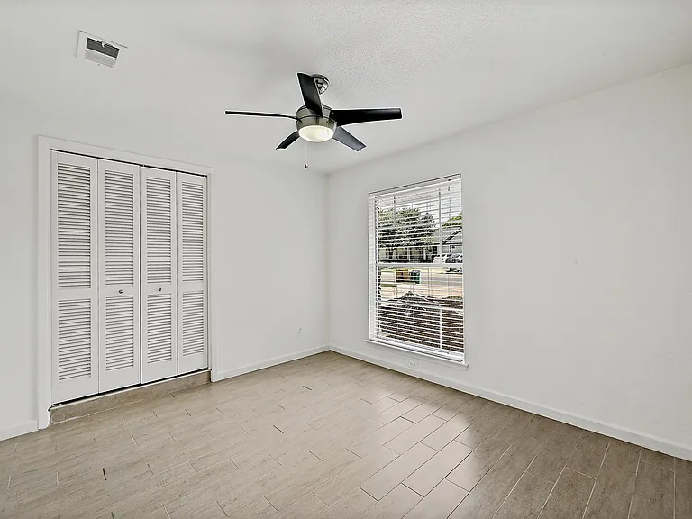 1702 Colony Creek Dr — Photo 19