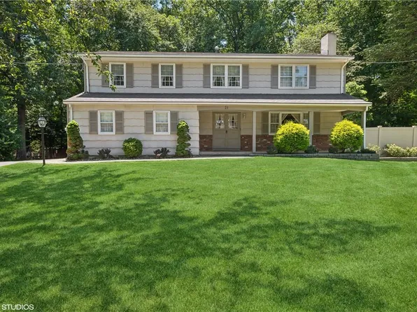 21 Tea Place, Tappan, NY 10983