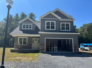 11 Jane St, Saratoga Springs, NY 12866
