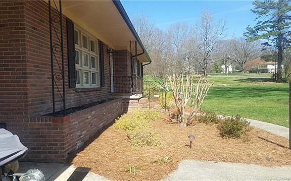 2nd image of 3717 Southwood Dr