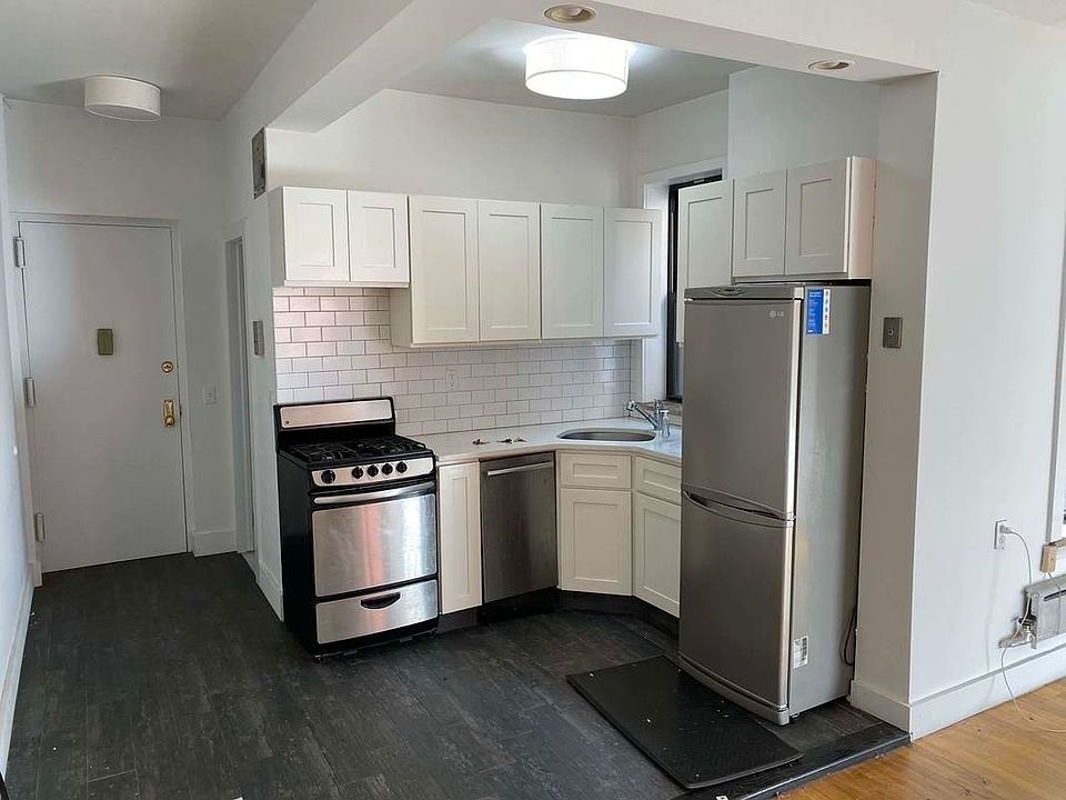1st image of 14 Maujer St #12A