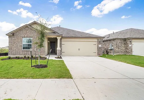 102 Sebring Cir Photo 1