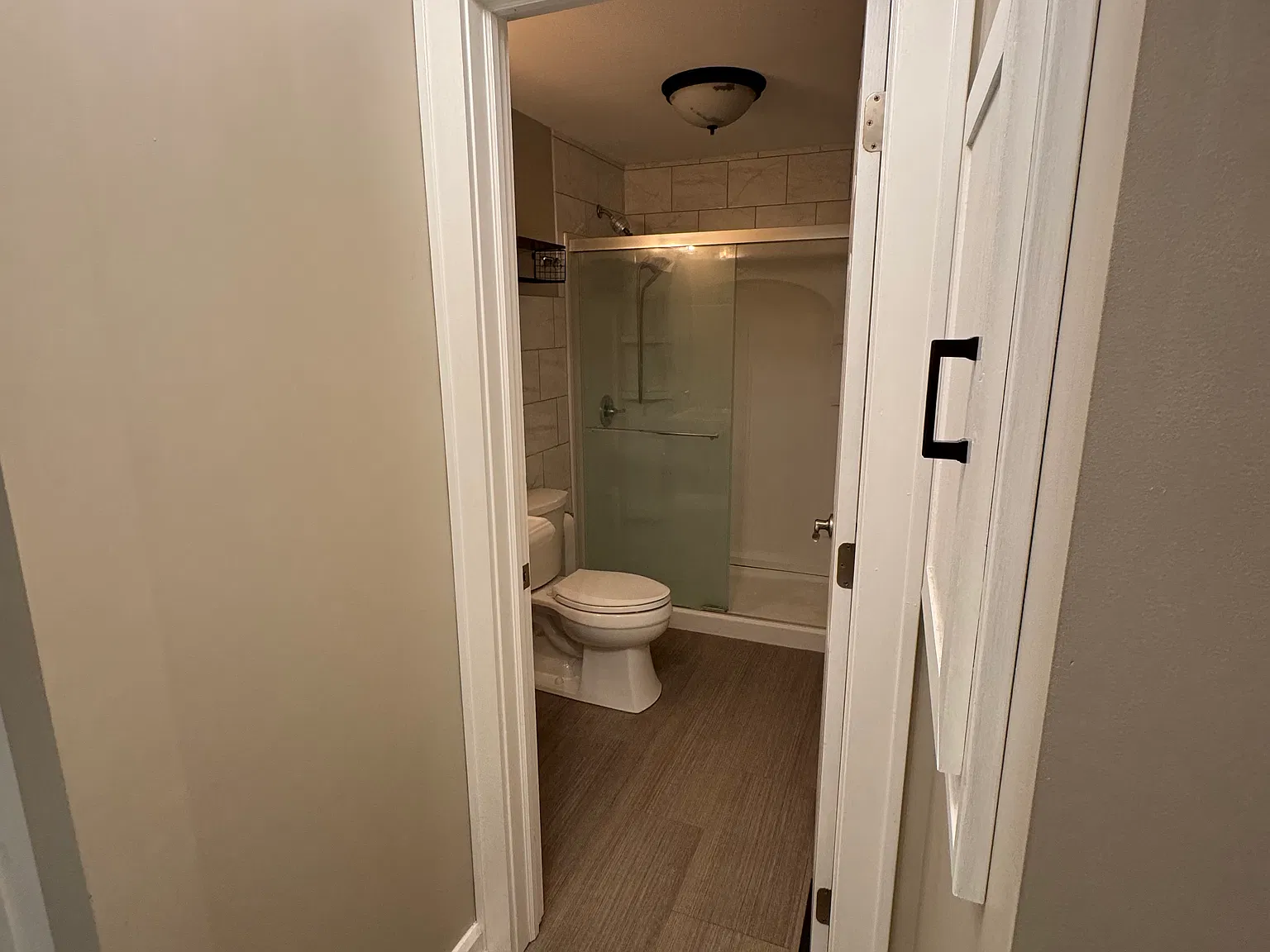 1 bed, 1100 sqft, $1,500 — Photo 3