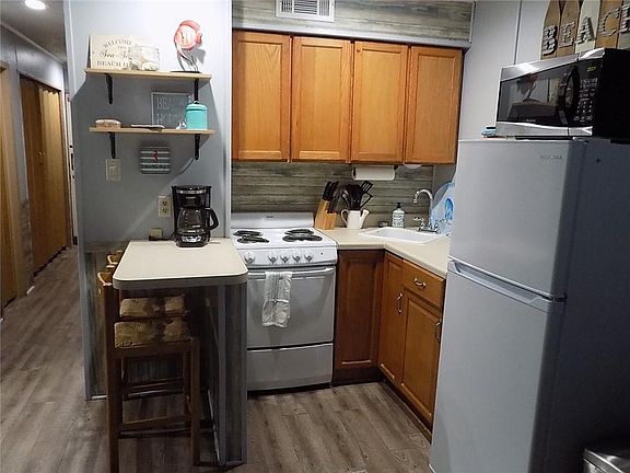 4th image of 3938 Surfside Blvd Unit 2117