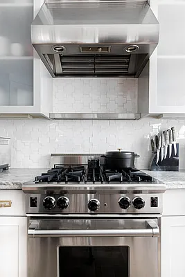 Sold by Compass | media 26