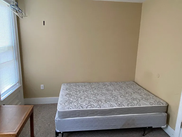 38 Lincoln Ave — Photo 5