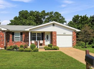 871 Woodridge Dr, Arnold, MO 63010