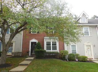 905 Breckenridge Dr, Branchburg, NJ 08876