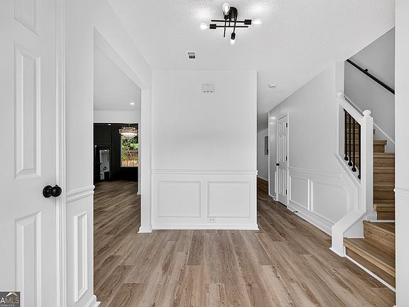 3rd image of 4873 Triger Ln
