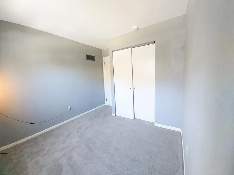 3210 Crystal Ct — Photo 22